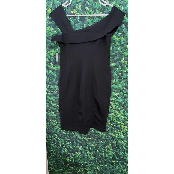 NEW Lark & RO Asymmetrical Black Dress - Size 10 - Picture 1 of 4